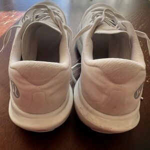 Lulu lemon shoes